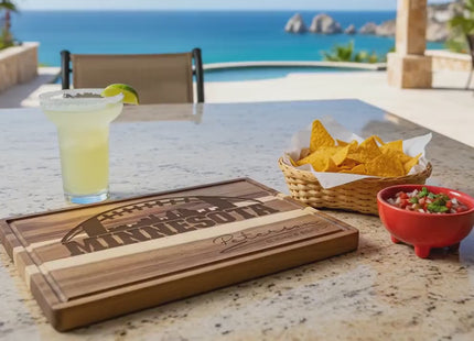 Minnesota Football Cutting Board Gift Set – Personalized Acacia Board with Optional Towel, Cheese Spreaders & Gift Wrap